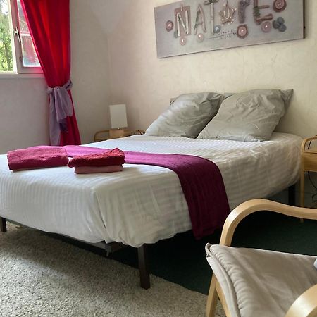Le Bois Des Sources Apartment Saint-Marcel  ภายนอก รูปภาพ