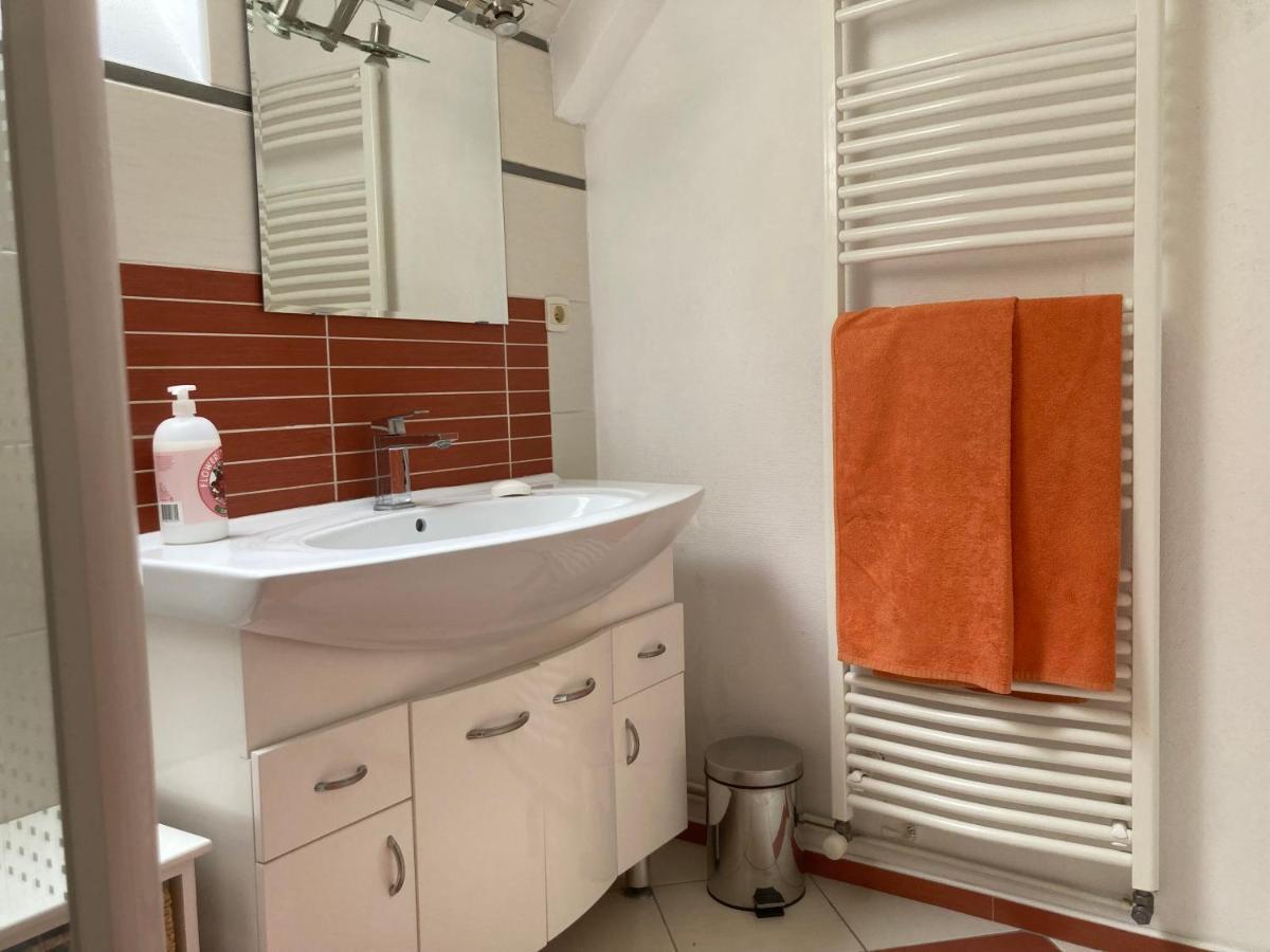 Le Bois Des Sources Apartment Saint-Marcel  ภายนอก รูปภาพ